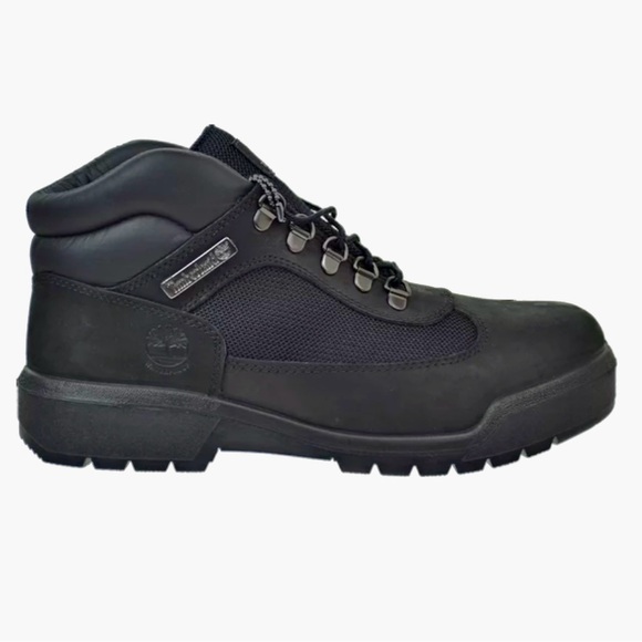 Brand new in box Men’s Waterproof low field boot in black Nubuck. - Picture 1 of 5